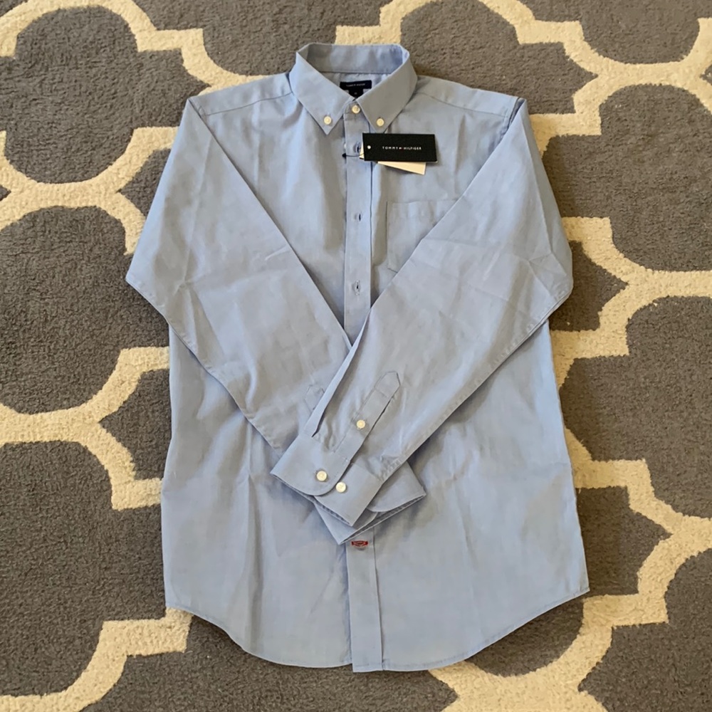 Boys Timmy Hilfiger blue button down dress shirt size 18